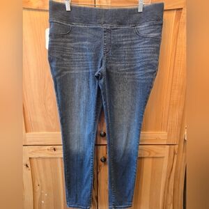 Women’s Maternity Size 10/ 36" Stretch Jegging - Dark Blue NWT